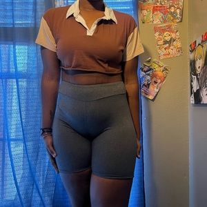 cute Rue 21 brown crop top